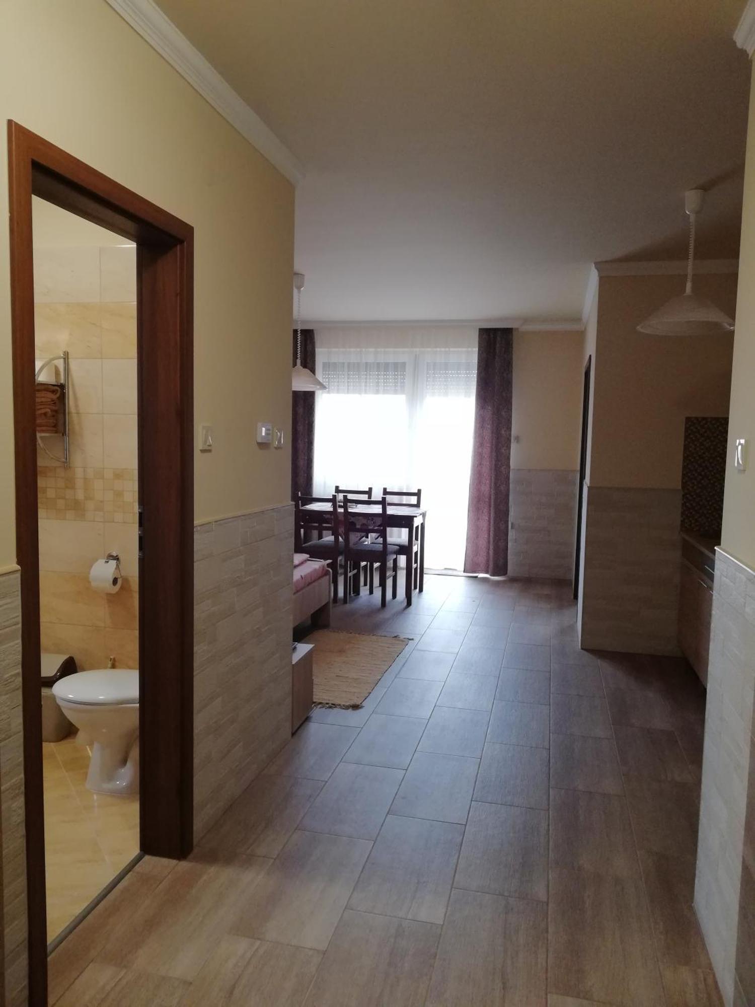 Imola Es Andrea Apartmanhaz 3 Hajduszoboszlo Exterior photo