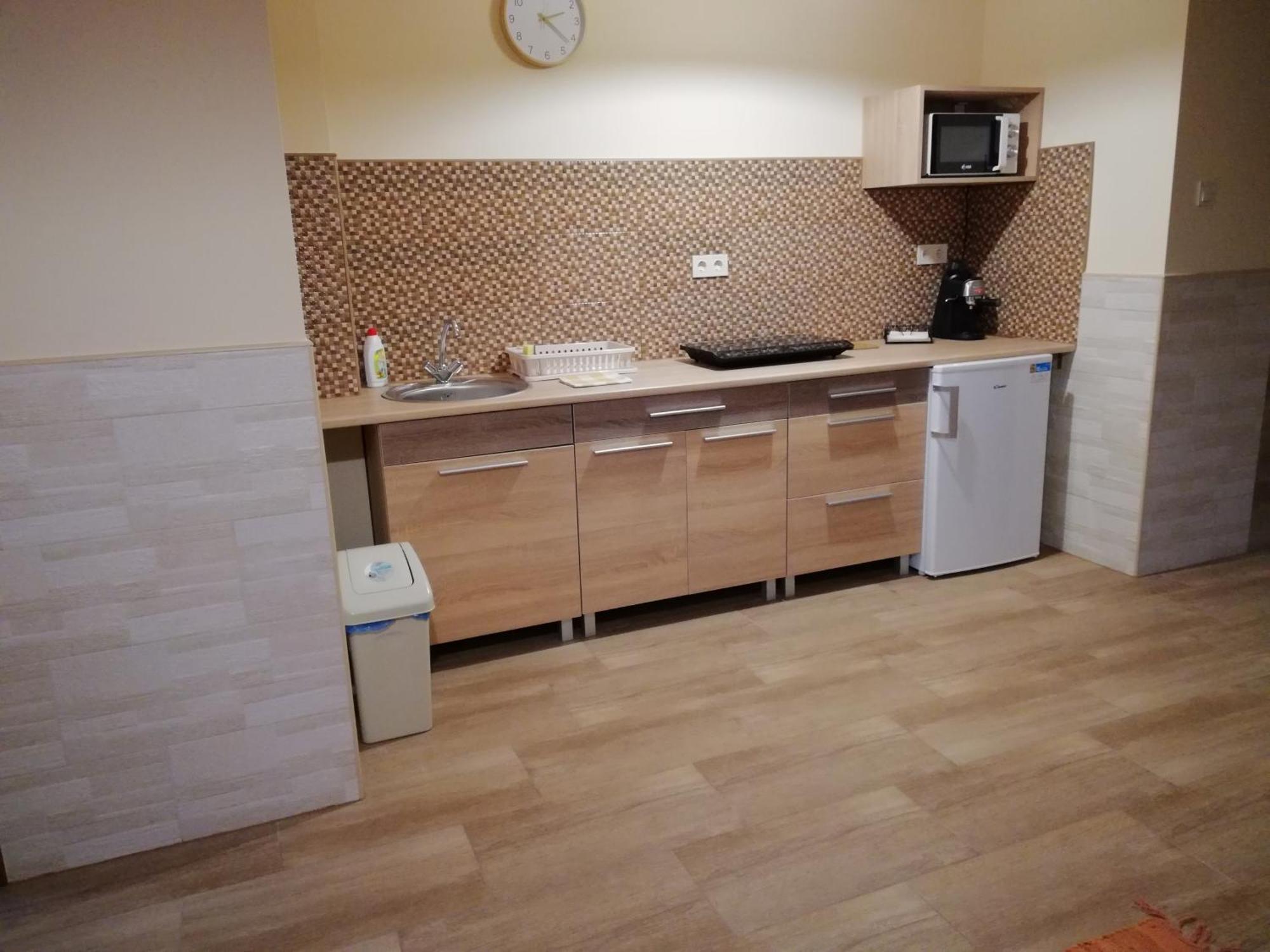 Imola Es Andrea Apartmanhaz 3 Hajduszoboszlo Exterior photo